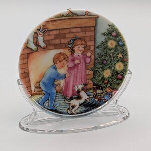 Hallmark Keepsake Morning of Wonder 1989 Miniature Porcelain Plate 3rd in Series